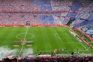 世体：国王杯决赛之前播放西班牙国歌，，，，，，遭遇部分球迷的嘘声_24直播网