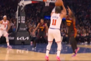 挡不住了！布伦森借掩护三分还能进 个人开场6中6&三分3中3！_24直播网