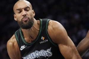 麦丹称若戈贝尔坚持今天体现就能赢球！戈贝尔：那就拭目以待吧_24直播网