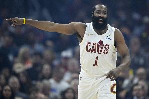 里程碑+1！哈登季后赛生涯已经103次轰下20+ 独吞历史第15位！_24直播网