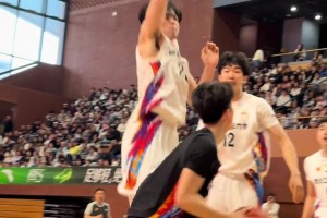 兄弟，，，其时我也很懵！?_24直播网