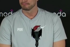 斯普利特：杨瀚森开会不需要带翻译了！今夏打磨手艺对他格外要害_24直播网