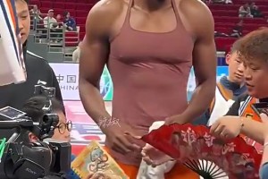 一经也是NBA的盖帽王！看看36岁的明确边这身段有多绝！_24直播网